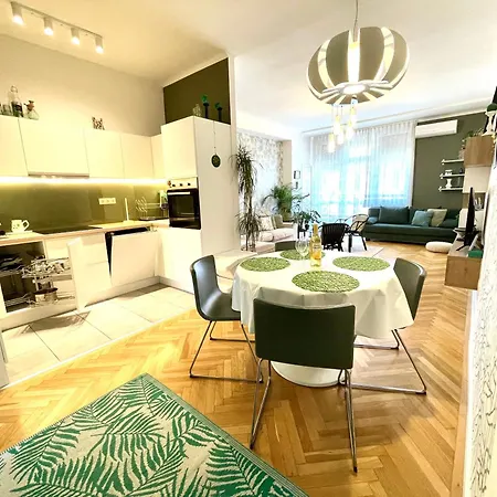 شقة Mint Pearl 3 2 Bathrooms At Kalvin Square *