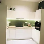 Mint Pearl 3 2 Bathrooms At Kalvin Square * Budapest