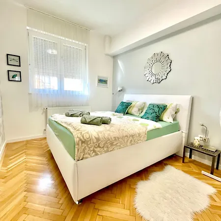 Apartment Mint Pearl 3 2 Bathrooms At Kalvin Square Budapest