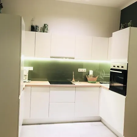 Mint Pearl 3 2 Bathrooms At Kalvin Square * Budapest