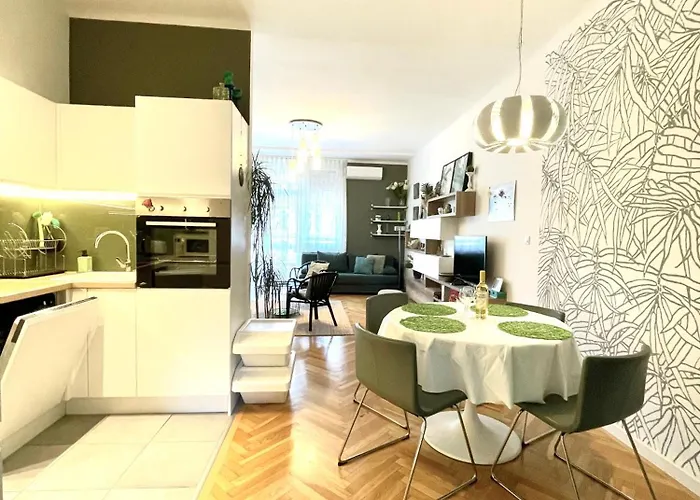 Mint Pearl 3 2 Bathrooms At Kalvin Square Appartement