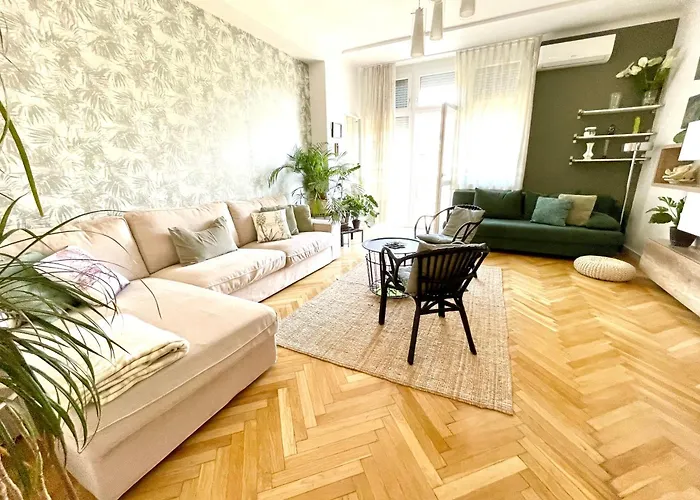 Mint Pearl 3 2 Bathrooms At Kalvin Square Appartement