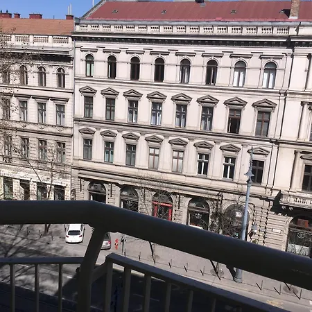 Mint Pearl 3 2 Bathrooms At Kalvin Square Appartamento Budapest